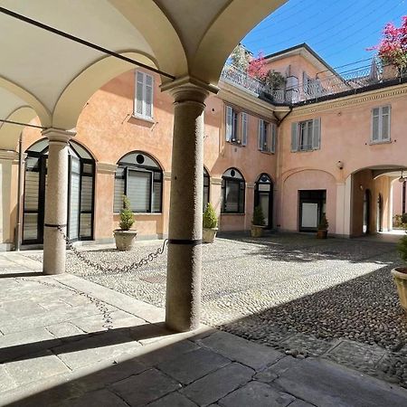 La Corte Barnaba Apartment Busto Arsizio Bagian luar foto