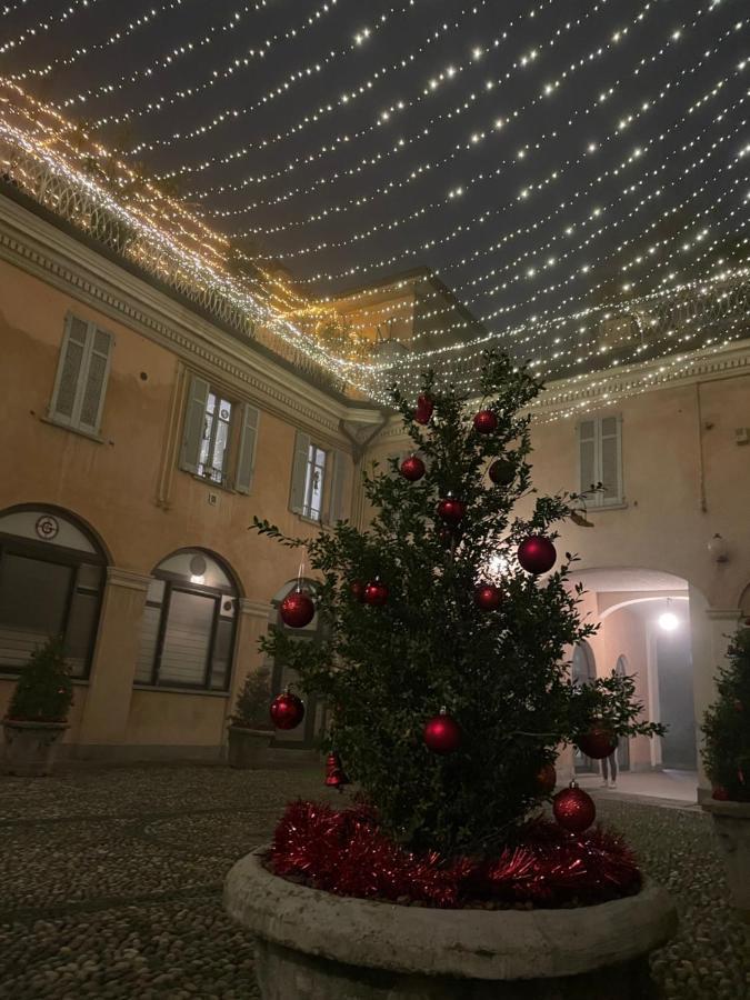 La Corte Barnaba Apartment Busto Arsizio Bagian luar foto