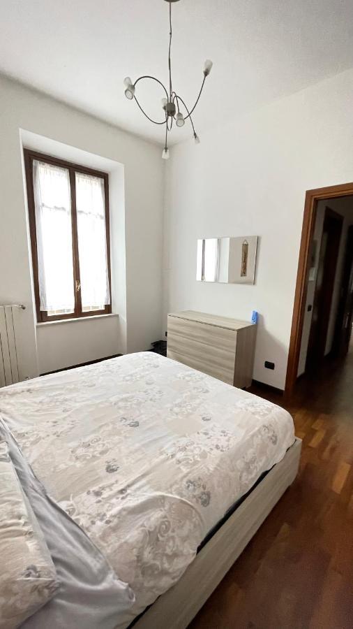 La Corte Barnaba Apartment Busto Arsizio Bagian luar foto