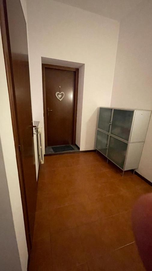 La Corte Barnaba Apartment Busto Arsizio Bagian luar foto